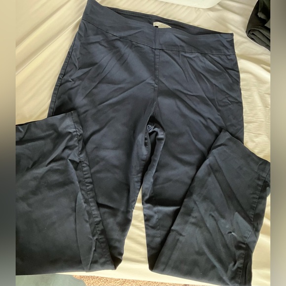 Dana Buchman Pants - Navy Dana Buchman slacks